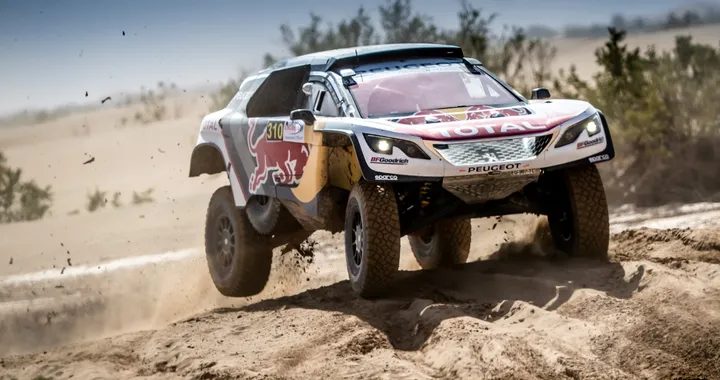 Rally del Marocco: Loeb e Sainz sul podio con la Peugeot 3008 DKR