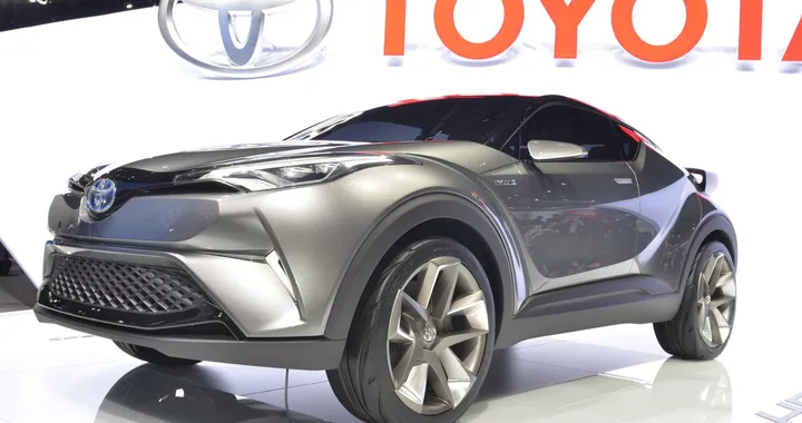Toyota C-HR Concept: crossover ibrida a Francoforte