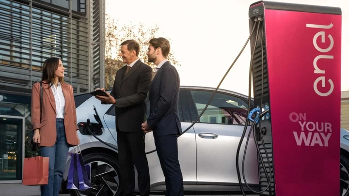 Nuove tariffe e promozioni Enel X per la ricarica elettrica
