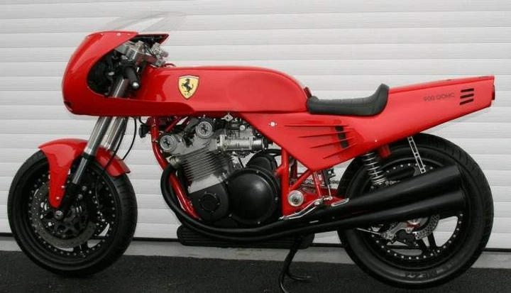 Ferrari 900: la due ruote che non t’aspetti