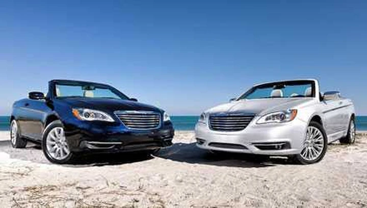 Chrysler 200 cabrio: prime immagini ufficiali