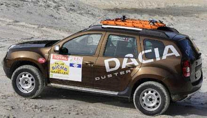 Dacia Duster: costa poco e affronta i Rally