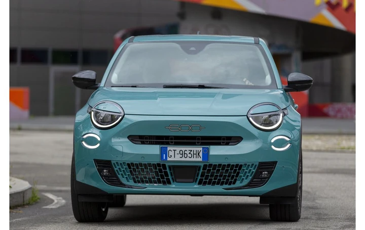 Fiat 600 Hybrid con cambio EasyDrive: meno consumi ed emissioni di CO2