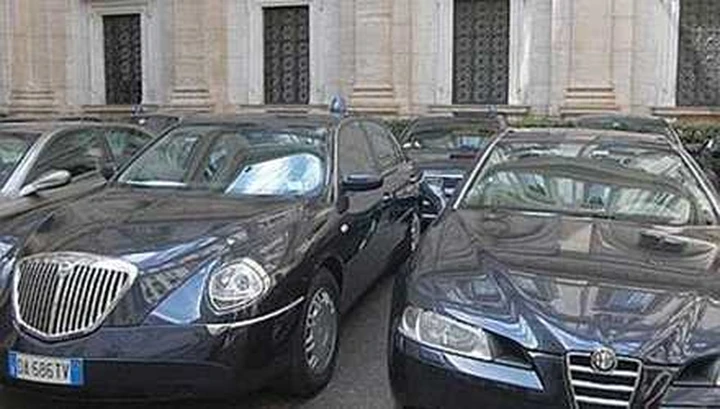 Rinunciare alle auto blu. C'è chi l'ha già fatto