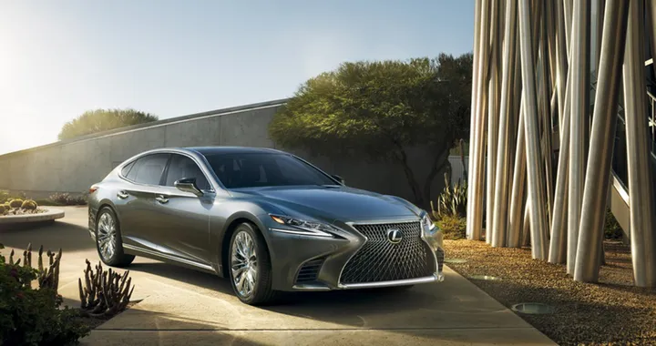 Nuova Lexus LS 500: l’ammiraglia svelata Detroit