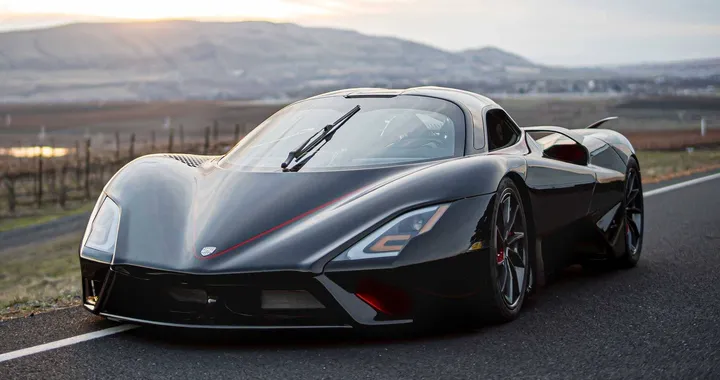 SSC Tuatara: la hypercar da 1750 CV si mostra in video