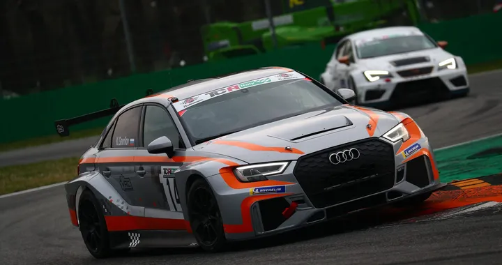 TCR Italy, in gara uno a Monza passa lo straniero