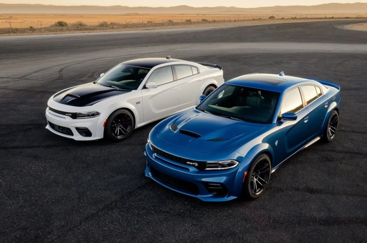 Dodge Charger SRT Hellcat e Scat Pack Widebody 2020: immagini ufficiali