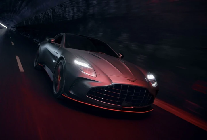 Aston Martin Vantage S: arte ingegneristica con l’anima sportiva
