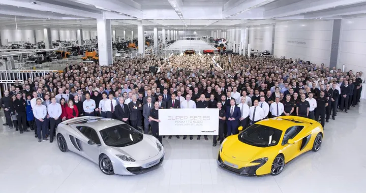 McLaren festeggia le 5.000 vetture prodotte