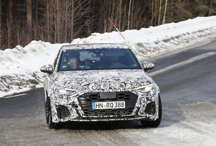 Audi RS3 ed RS3 Sedan: le foto spia