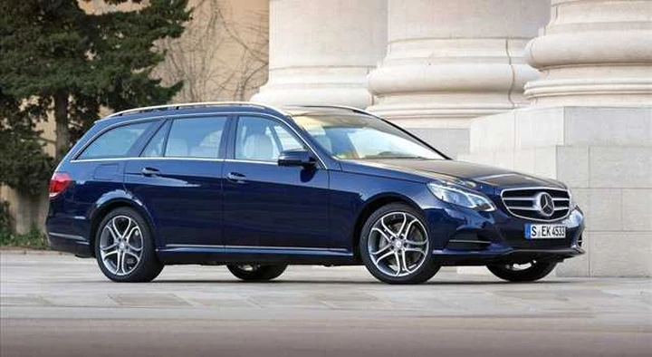 Mercedes-Benz Classe E Station Wagon: eleganza e grande abitabilità