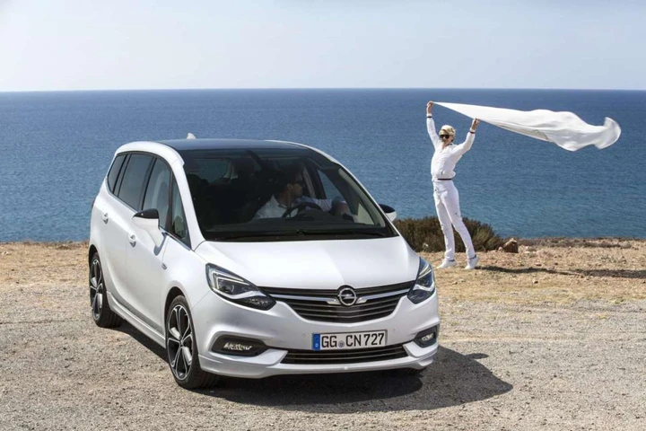 Nuova Opel Zafira 2016, foto ufficiali