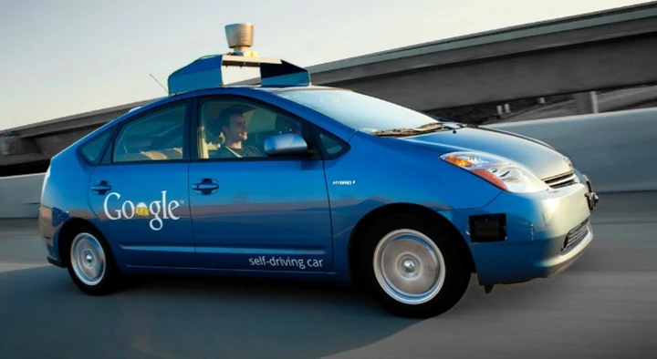 Google: guida autonoma, incidenti e dubbi sulla sicurezza