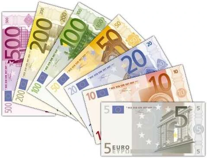 L'Euro scende e le esportazioni auto salgono