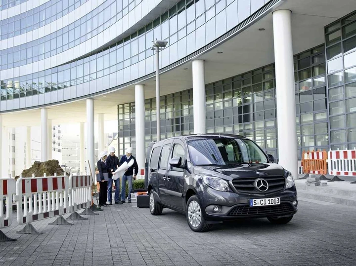 Mercedes Citan, foto e dettagli ufficiali