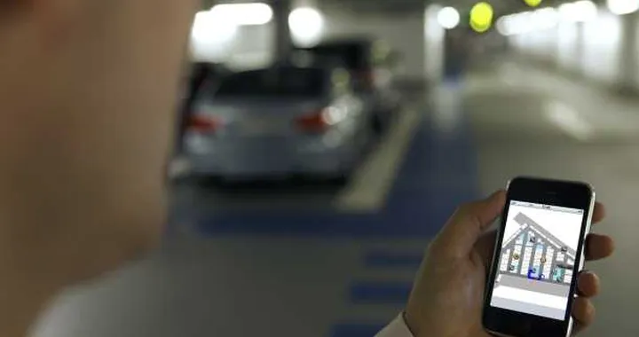 Bmw MicroNavigation e il viaggio è più sicuro