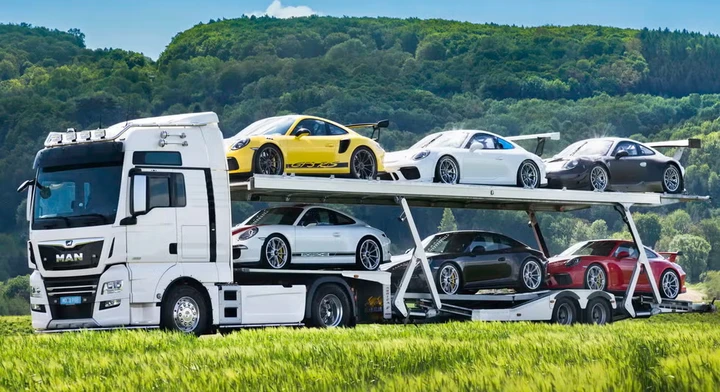 Sei Porsche da collezione e un bolide di camion, potete comprare il pacchetto completo