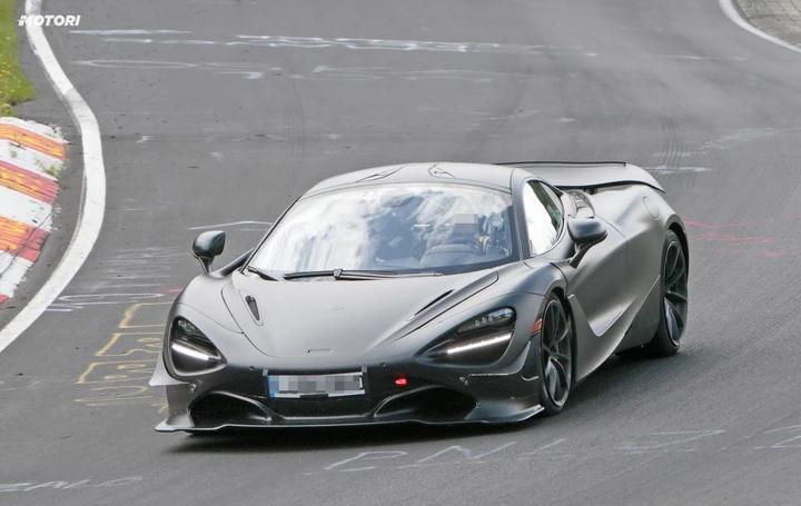 Nuova McLaren 750LT: foto spia inedite