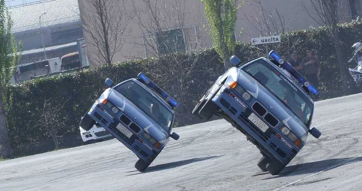 My Special Car: gli stuntman di Scuola di Polizia