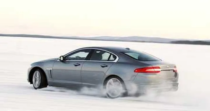 Jaguar: sempre più versioni a trazione integrale