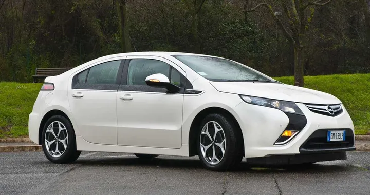 Opel Ampera: la prova su strada