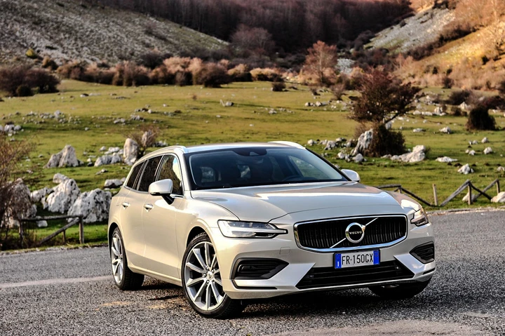 Volvo V60 D4 Geartronic Business Plus: la prova su strada