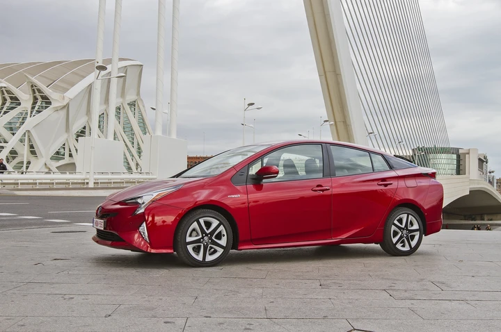 Toyota, raggiunti i 10 milioni di veicoli ibridi venduti nel mondo