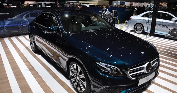 Mercedes Classe E al Salone di Ginevra 2016