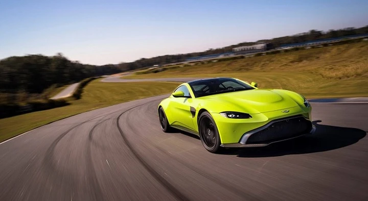 Aston Martin Vantage 2018: ecco la nuova coupé di Gaydon