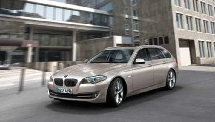Nuova Bmw Serie 5 Touring: SW hi tech