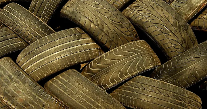 Gomme ricostruite: tutti i pro e i contro di questa soluzione