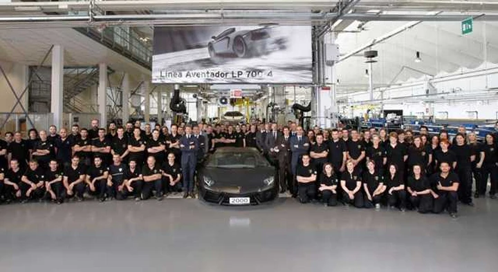 Lamborghini Aventador: 2000 esemplari in 2 anni