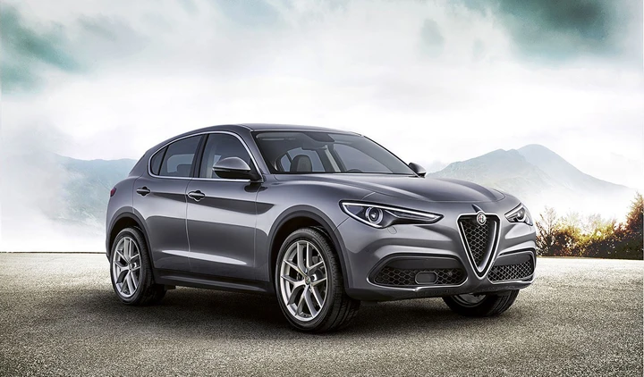 Alfa Romeo Stelvio First Edition, prezzo da 57.300 euro