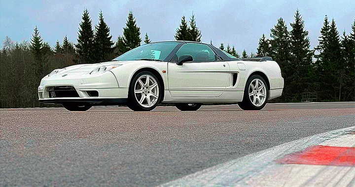 Honda NSX-R, all'asta uno dei rari esemplari prodotti