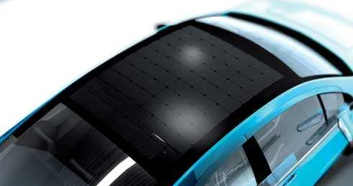 L'auto a pannelli solari debutta alla fiera delle tecnologie 