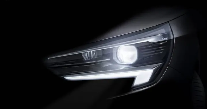 Nuova Opel Corsa: avrà i fari a LED Matrix