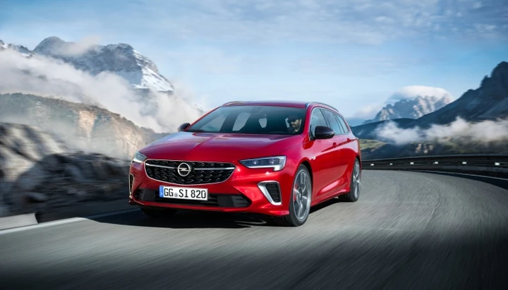 Nuova Opel Insignia 2020, prezzi da 34.000 euro