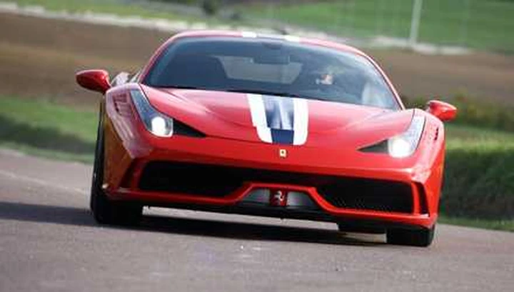 Ferrari 458 Speciale, la prova da sogno