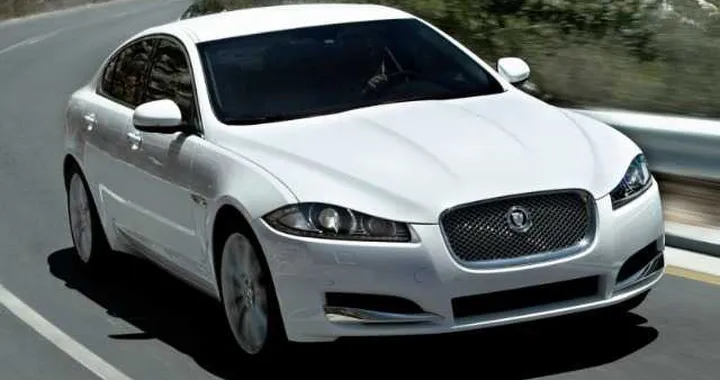 Jaguar XF 2014: tra le novità il 2 litri diesel Eco2