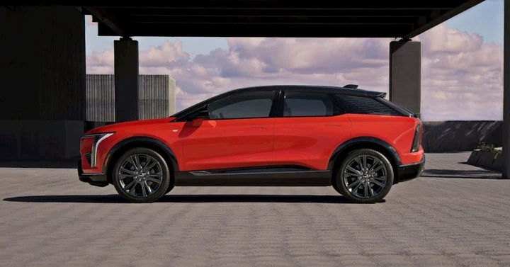 Cadillac conquista il mercato EV di lusso: una crescita che sorprende