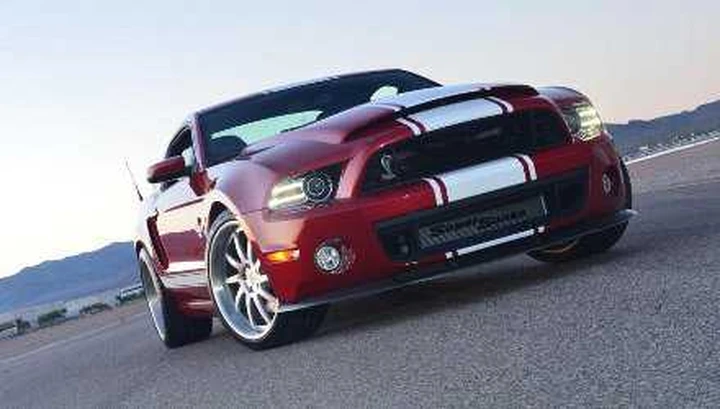 Shelby: una muscle car downsizing a Detroit 2013