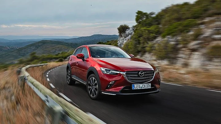 Nuova Mazda CX-3 2019: aggiornamenti per il crossover giapponese