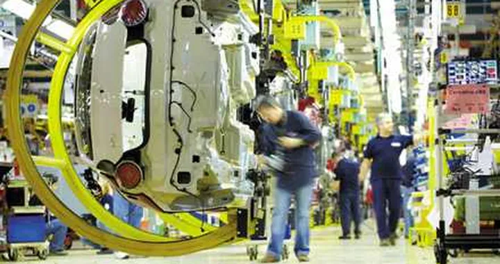 Mirafiori, Fiat spiega l'accordo alle tute blu