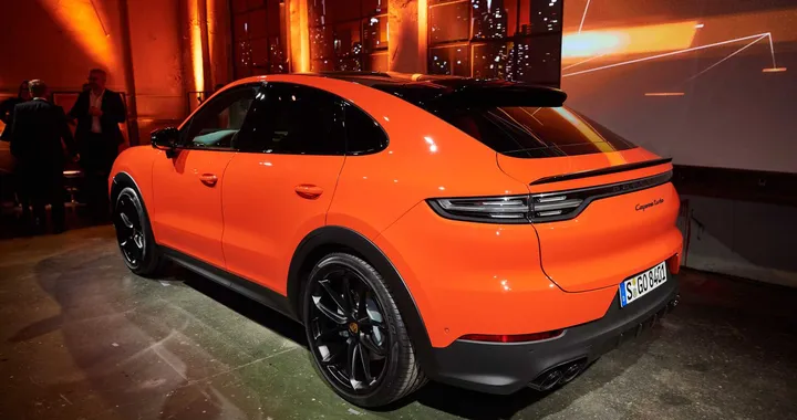 Porsche Cayenne Coupé, il nuovo modello debutta in Italia