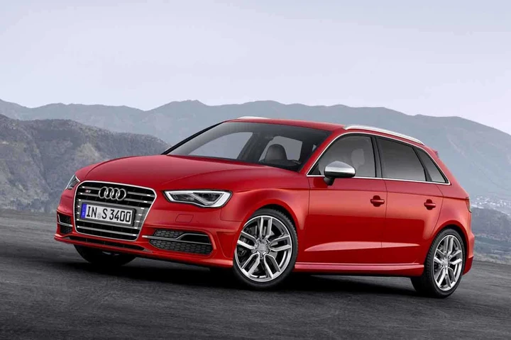Nuova  Audi S3 Sportback 2013