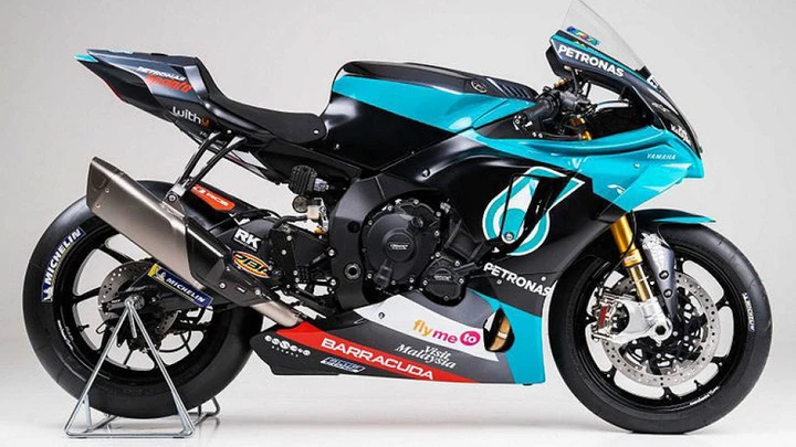 Yamaha YZF-R1 Petronas: immagini ufficiali