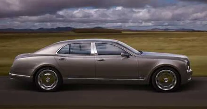 Le novità Bentley a Detroit: Mulsanne e Continental GTC Serie 51