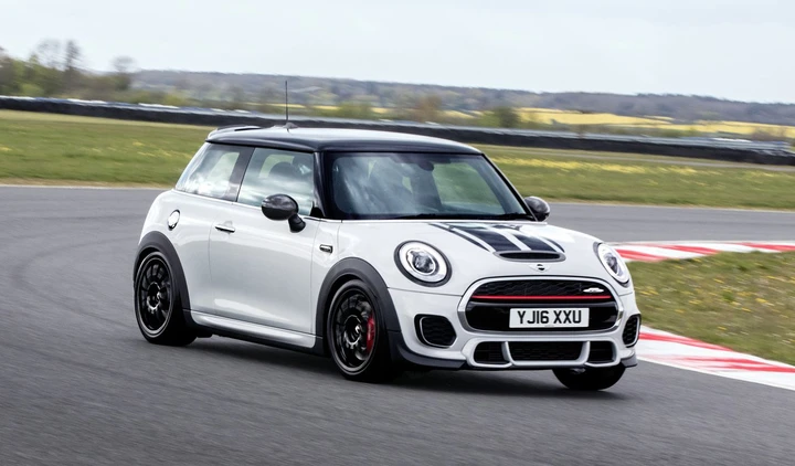 Mini John Cooper Works Challenge: solo 100 esemplari