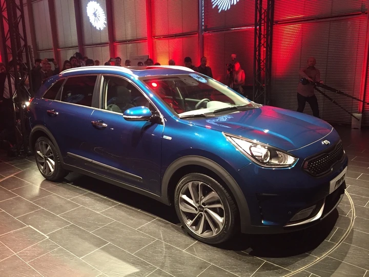Kia Niro, pronta per il Salone di Ginevra